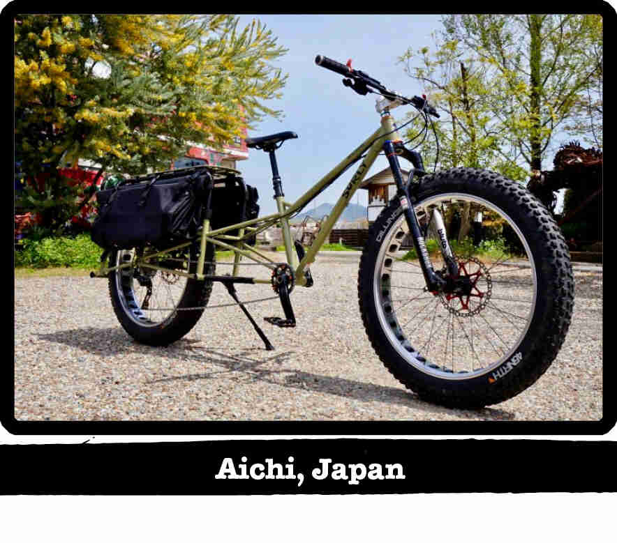 Right side view of a Surly Big fat dummy fat bike, green - Aichi, Japan tag below image